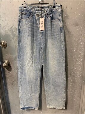 Mica's Light Blue Women's Straight Leg Jeans